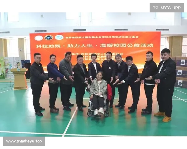 北加州特奥会游泳馆增设无障碍出发台助力残障运动员平等参赛 北加州特奥会游泳馆增设无障碍出发台助力残障运动员平等参赛